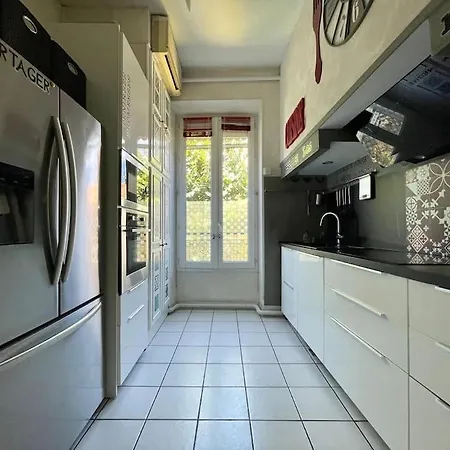 Le Balcon De Gambetta ※ *